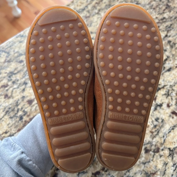 Minnetonka Kitty Beaded Thunderbird - Picture 2 of 2